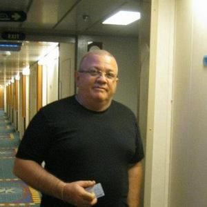 Meet your Posher, Juan antonio